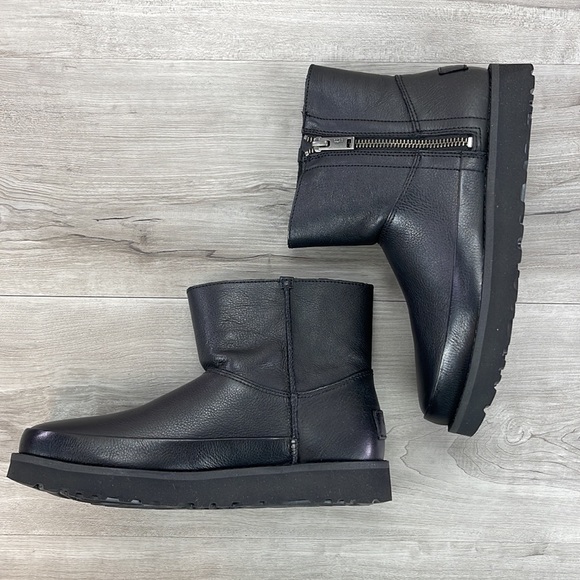 🌿UGG🌿 W DECONSTRUCTED MINI ZIP BLACK BOOTS - Picture 6 of 15